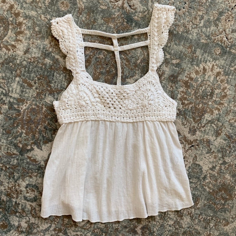 Volvo’s Stone Row White Blouse